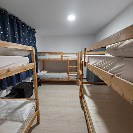 Albergue La Costana โอเบียโด ภายนอก รูปภาพ