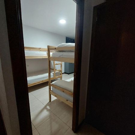 Albergue La Costana โอเบียโด ภายนอก รูปภาพ