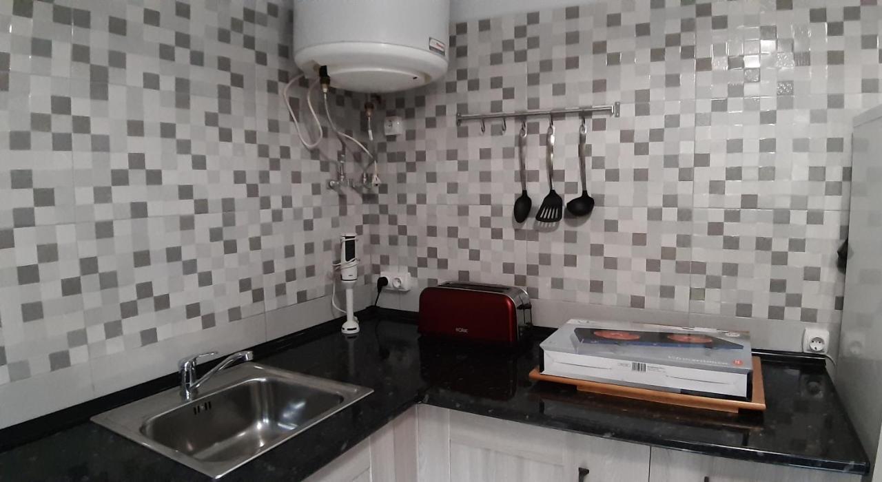 Albergue La Costana โอเบียโด ภายนอก รูปภาพ
