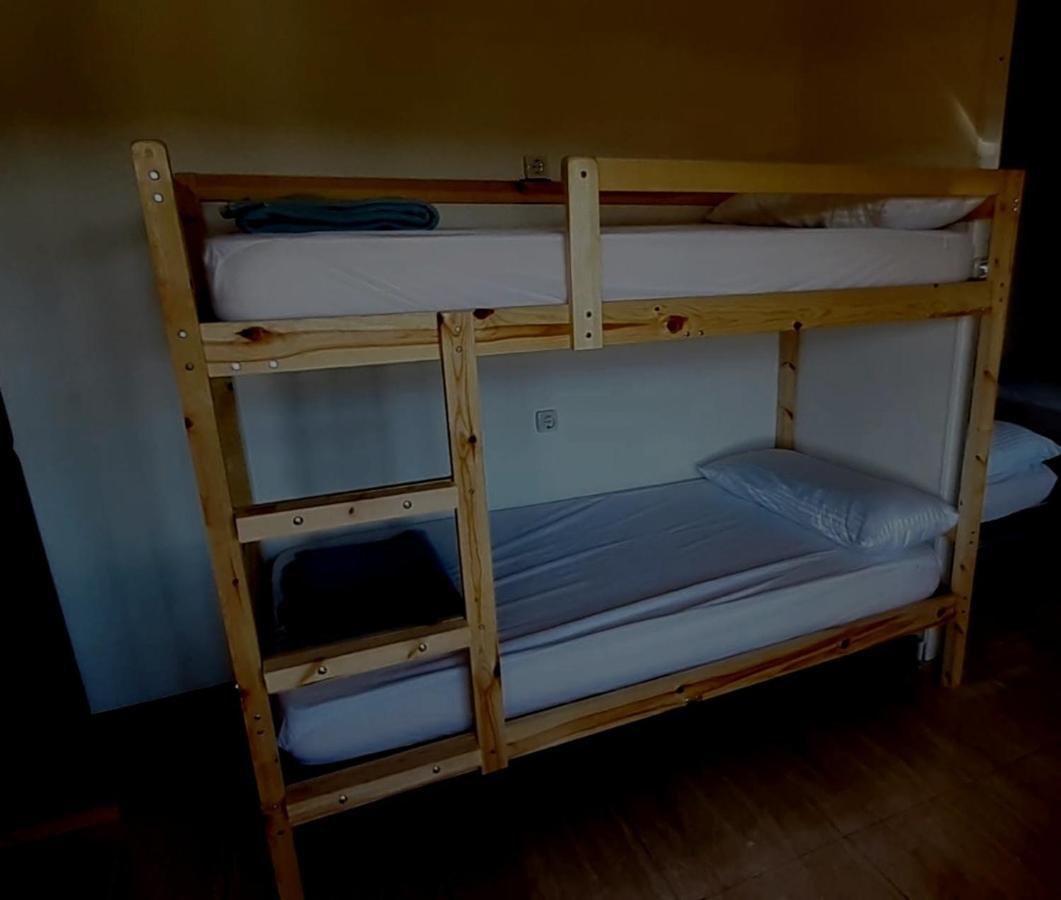Albergue La Costana โอเบียโด ภายนอก รูปภาพ